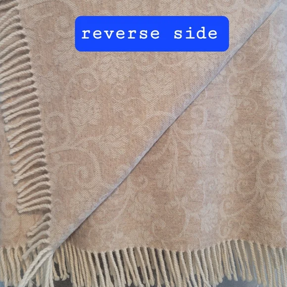 Wool Throw Blanket, Jacquard Design, 100% Virgin Wool, Size 55"x70" - Picture 4 of 11